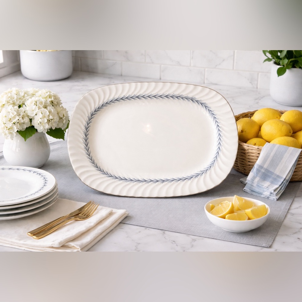 Aynsley “Mayfair” Serving Platter – Fine Bone China, Made in England